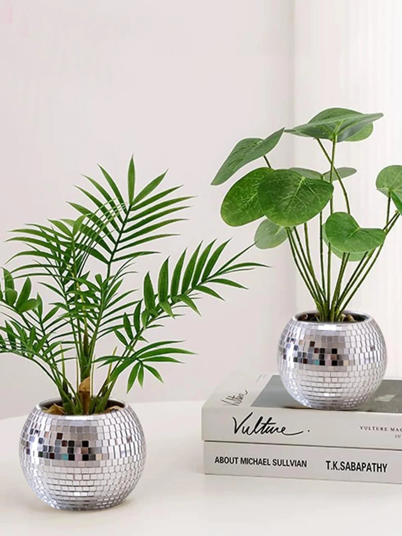 Vase Rond en Verre — Décoration Florale Salon & Table