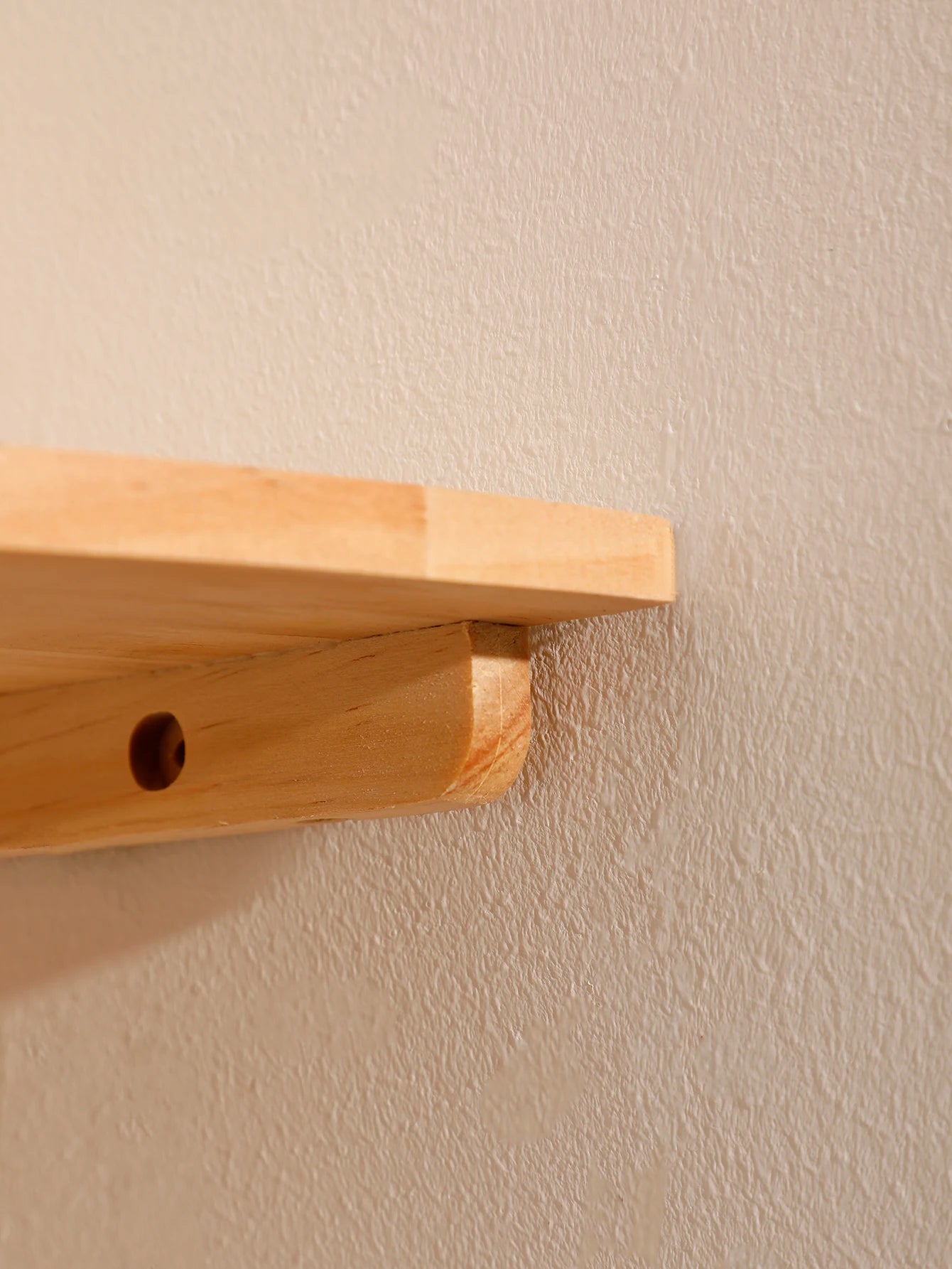 Étagère d'Angle Flottante en Bois — Salon, Chambre & Cuisine
